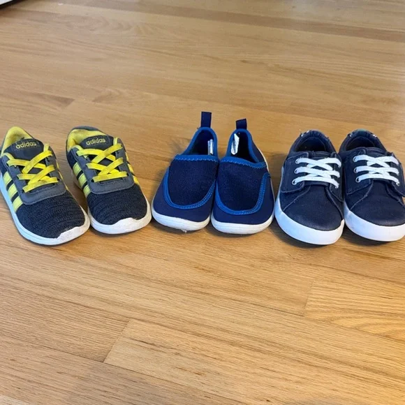 3 pair bundle, boys spring/summer sneakers and water shoes, size 8/9 - Picture 3 of 16